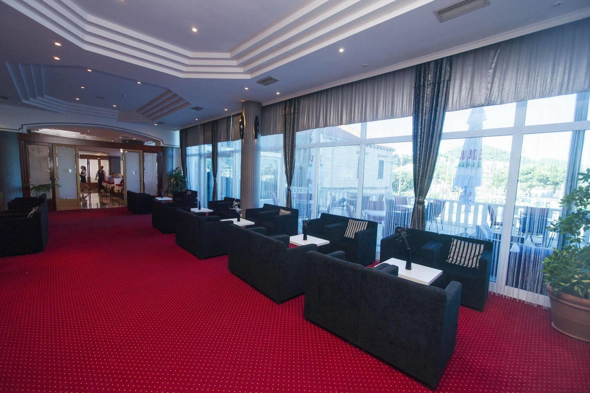 Hotel Petka 3*