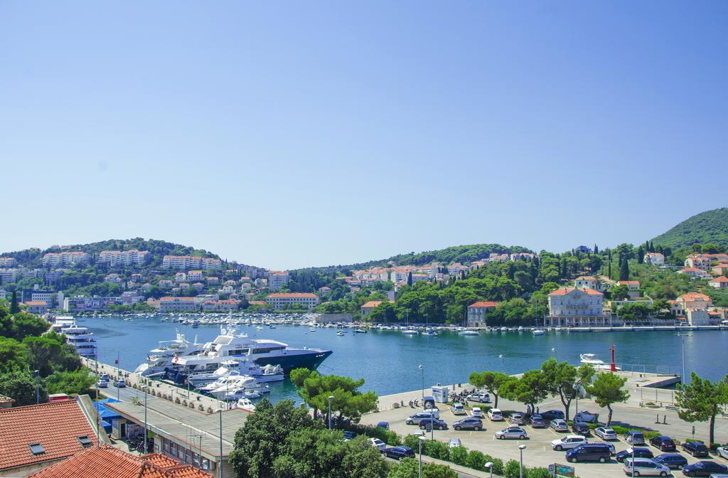 Petka Hotel 3*